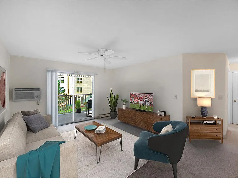 Rivers Edge Apartments — Photo 5