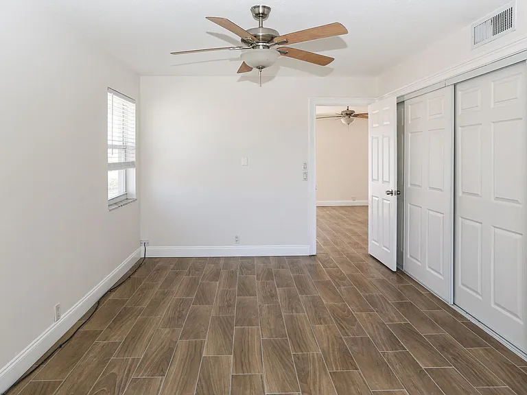 2102 Alamanda Dr #Penthouse B — Photo 9