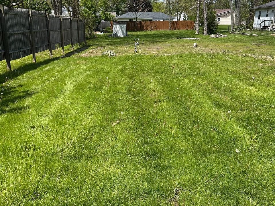 1st image of 103 3rd St