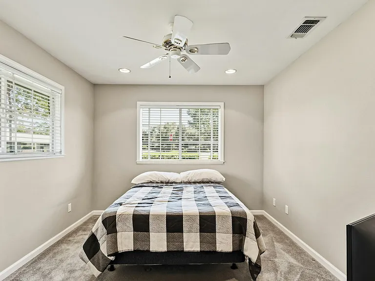 3201 Bonita Dr — Photo 13