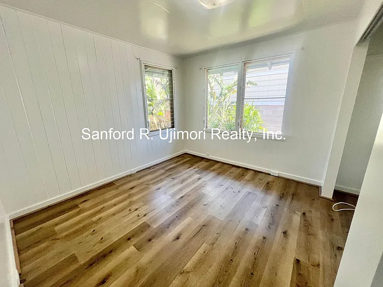 20 Cypress Ave — Photo 5
