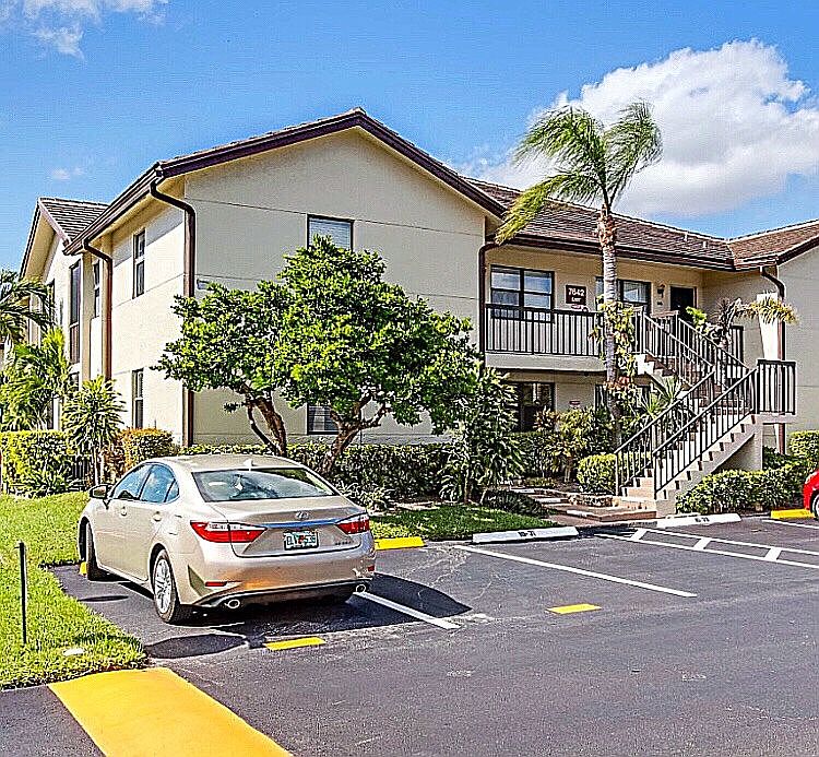 1st image of 7642 Tahiti Ln APT 101