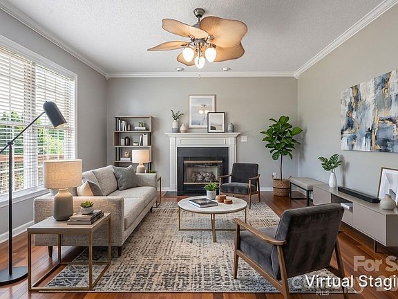 3rd image of 48 Brown Stone Ct