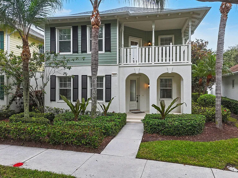 303 Caravelle Dr — Photo 61
