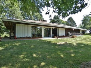 1272 145th St, Pella, IA 50219