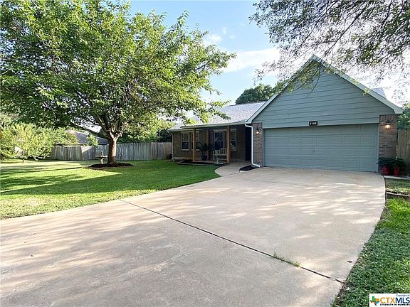 3rd image of 903 Prize Oaks Dr