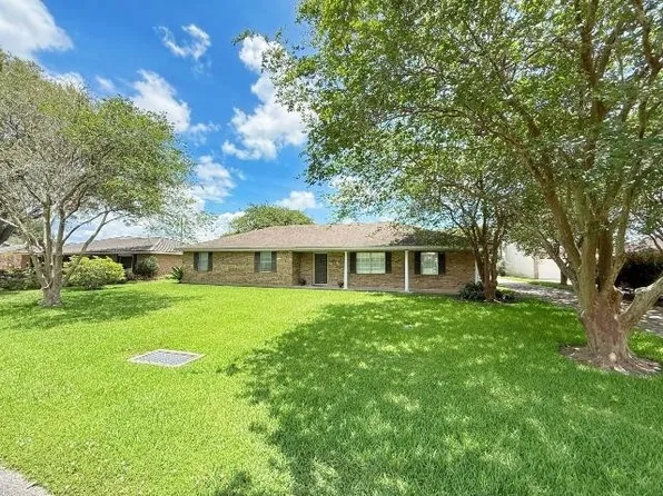 200 Pamela Pl, Thibodaux, LA 70301