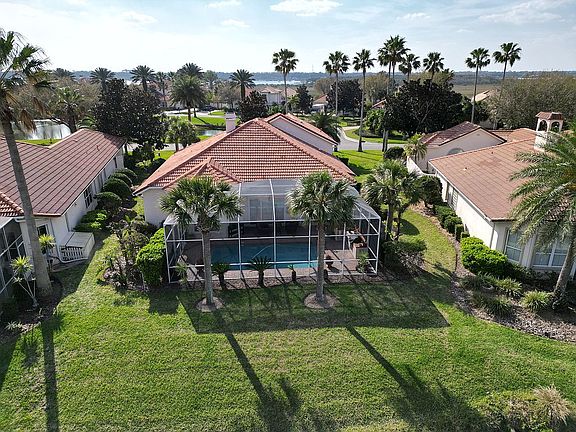 3rd image of 314 Fiddlers Point Dr