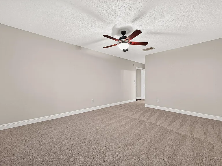 3003 Mast Ct — Photo 33