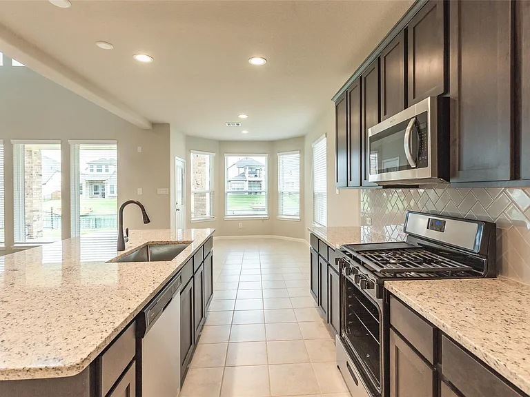 3530 Lake Bella Megan Dr — Photo 3