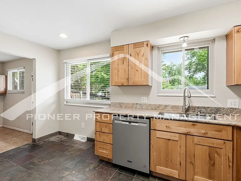 6801 W 32nd Ave — Photo 6
