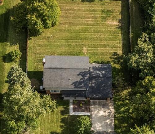 3rd image of 705 W Bemis Rd