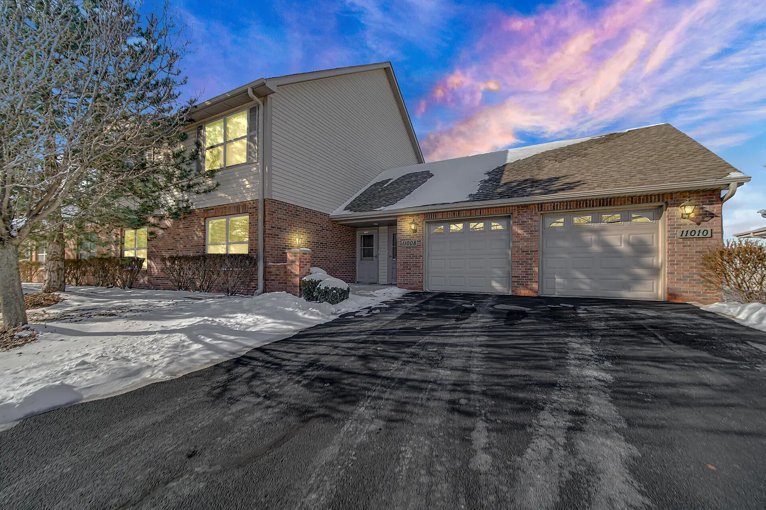 11010 Beacon Ct photo 1