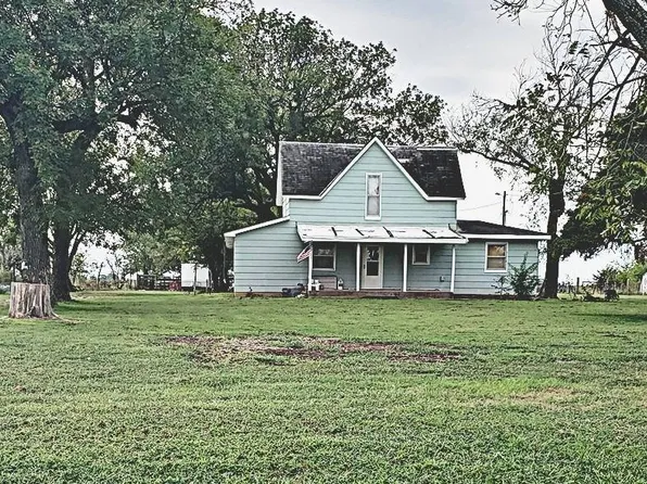 137 27000th Rd, Thayer, KS 66776