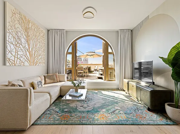 229 9th St Unit Ph7b, Brooklyn, NY 11215