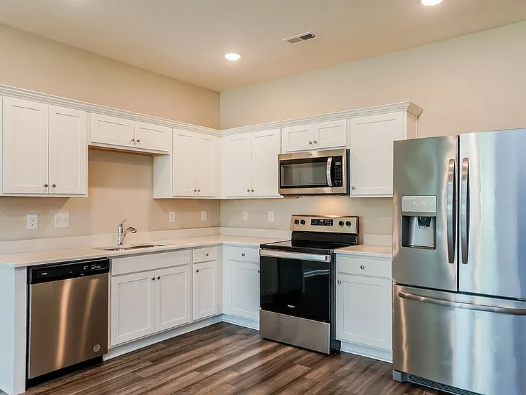 548 Wendell Falls Pkwy — Photo 9