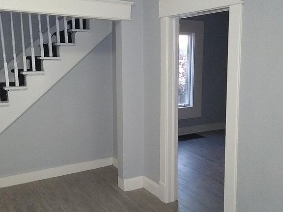 4th image of 102 N 13th St