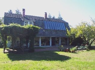 212 Cobb Rd, Water Mill, NY 11976