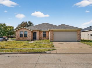 9236 Cheswick Dr, Fort Worth, TX 76123