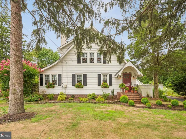 139 E Elmer Rd, Vineland, NJ 08360