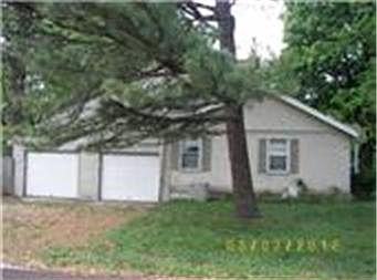 2nd image of 5812 Maywood Ave