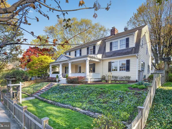 3804 Kanawha St NW, Washington, DC 20015