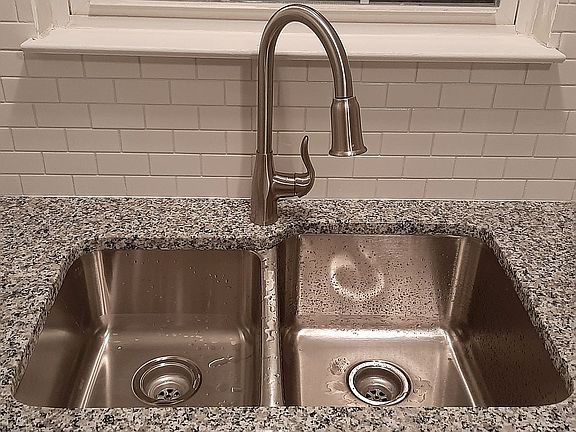 3rd image of 3328A Moorewood Dr