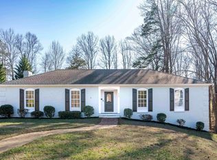 213 Surrey Rd, Charlottesville, VA 22901