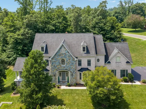 9503 Peniwill Dr, Lorton, VA 22079