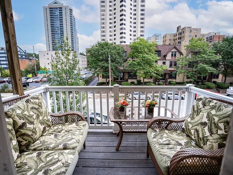 1627 N Farwell Ave #C — Photo 13