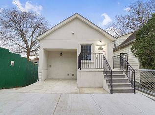 330 Underhill Ave, Bronx, NY