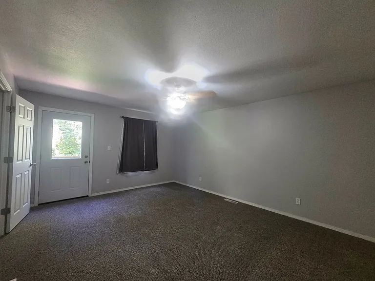 906 Whitetail Ct — Photo 22