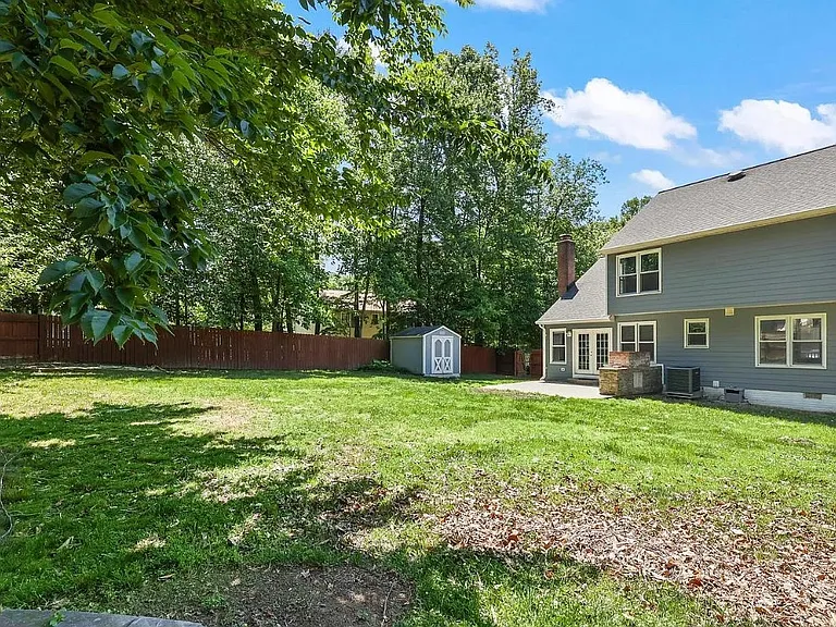 44 Kelly Way — Photo 10
