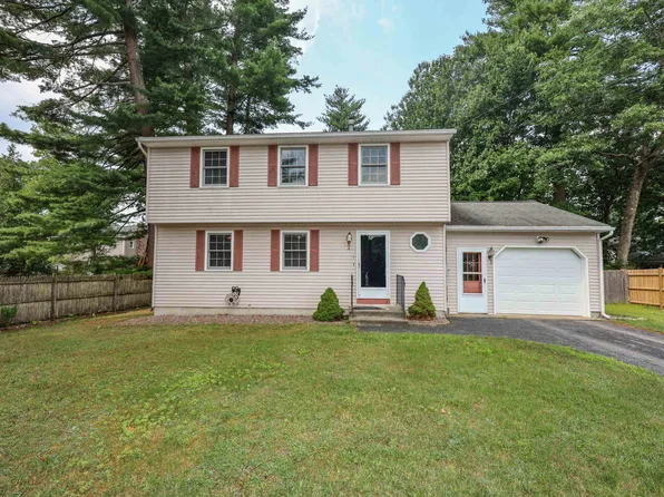 8 Overhill Avenue, Nashua, NH 03064