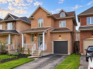 23 Oakrun St, Hamilton, ON L8E6E7
