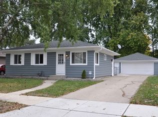 8639 18th Ave, Kenosha, WI 53143