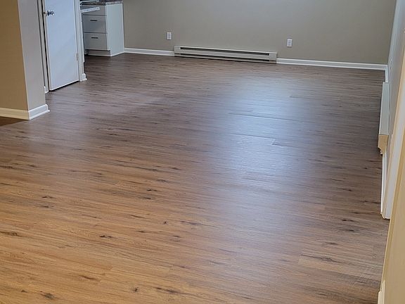 4th image of 201 N Medina St APT 8