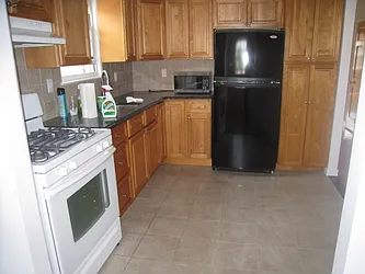 Rented by Alexiou Realty