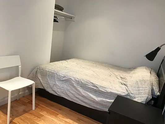 Rented by REAL New York | media 19