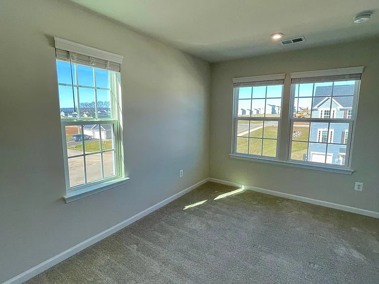 135 Dripping Spring Dr — Photo 7