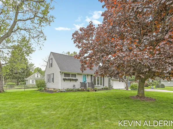4624 Marigold St SE, Grand Rapids, MI 49546