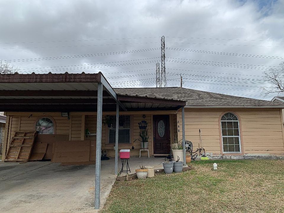 1st image of 521 Alastair Dr