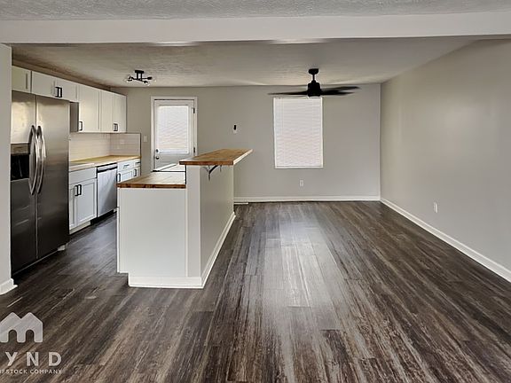 4th image of 5474 Baynard Dr