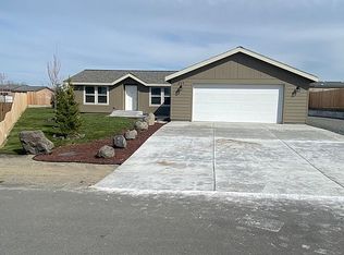 855 Brandon St, Irrigon, OR 97844