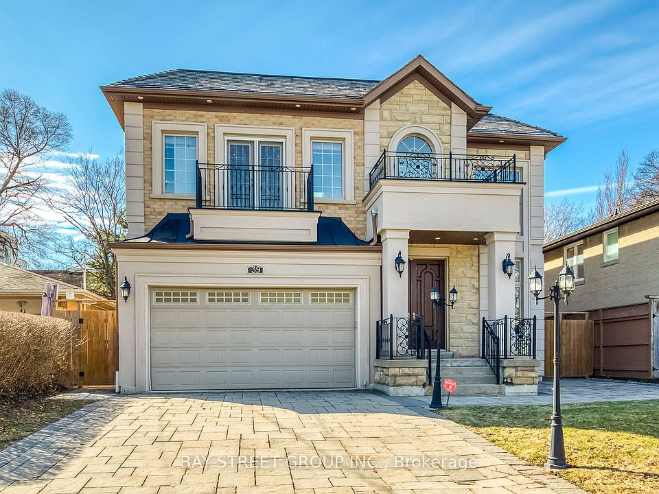 1st image of 39 Foxwarren Dr