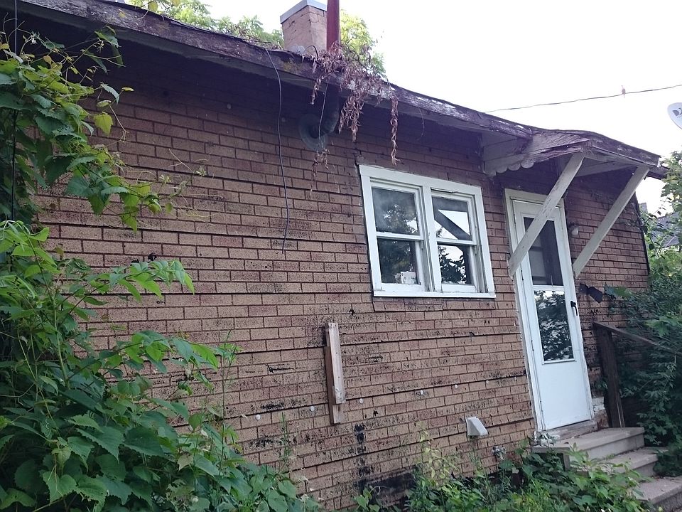 2nd image of 1302 Bailey Ln