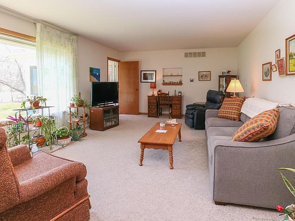 Living Room Opposite View