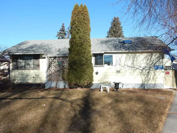 2524 W Southwood Dr SE, Calgary, AB T2B 1S5