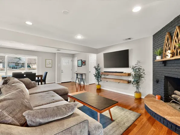 766 S Manus Dr, Dallas, TX 75224