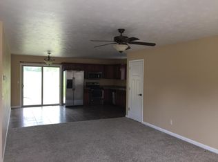 1101 Duncan St, Herrin, IL 62948